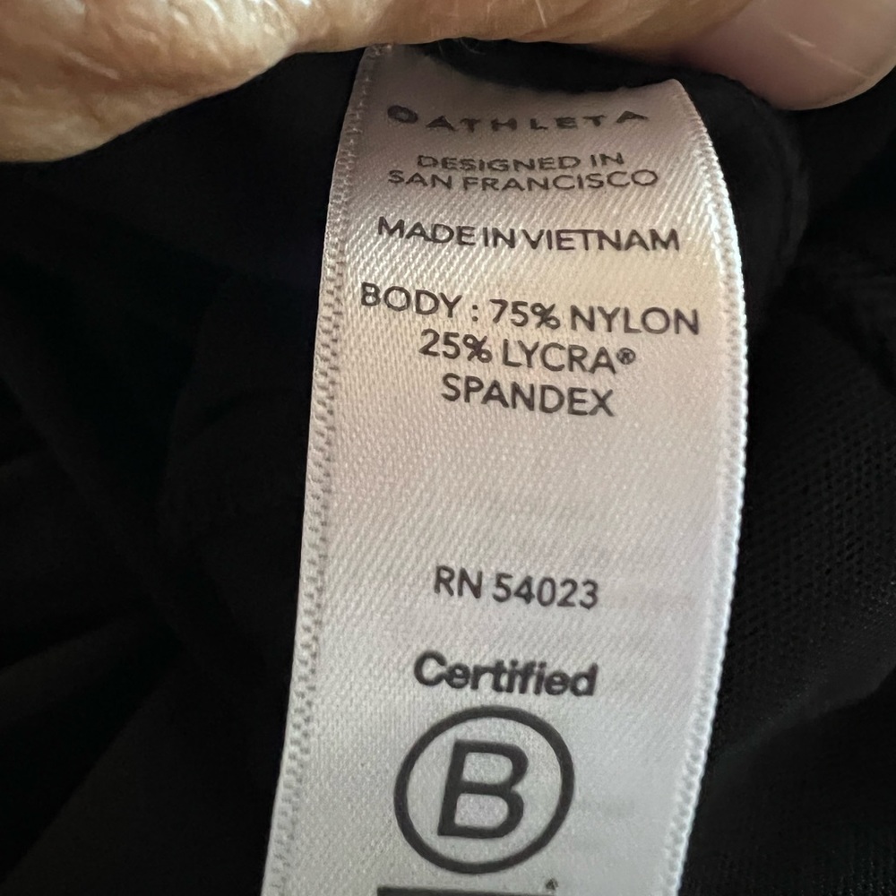 Athleta Salutation Cruise Jogger in Powervita Size Medium Black Stretchy 531288 - Picture 9 of 11